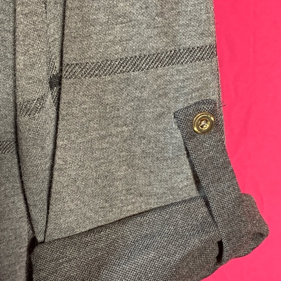 Grey and black plaid knit jacket - Picture 3 of 8